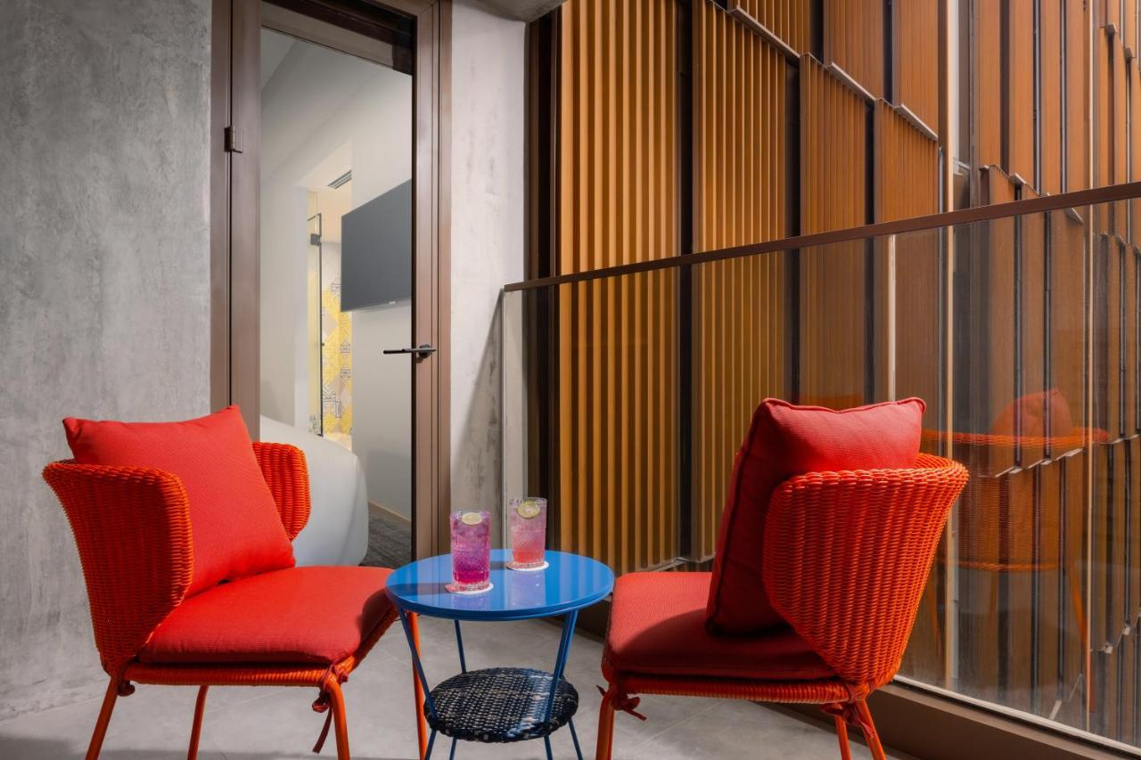 Ibis Styles Bangkok Silom Hotel Exterior foto