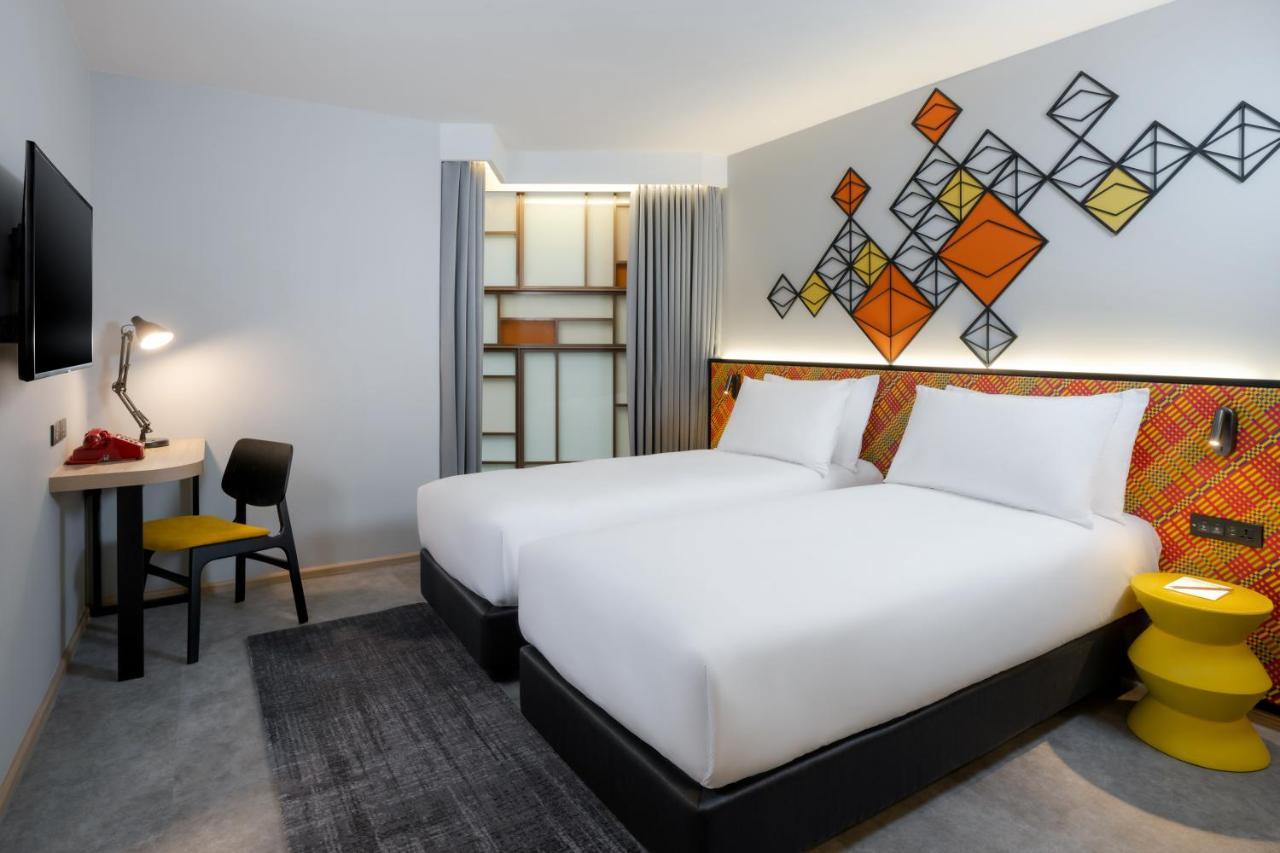 Ibis Styles Bangkok Silom Hotel Exterior foto