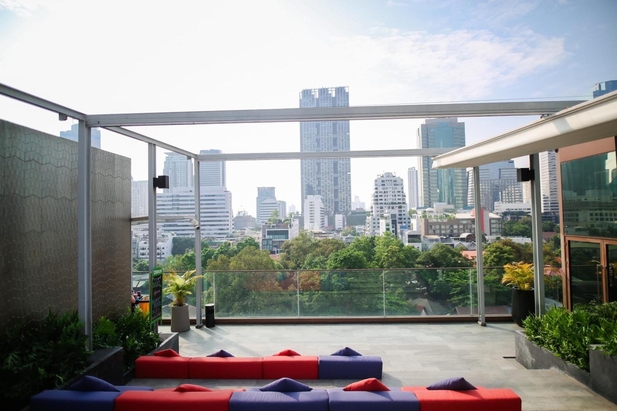 Ibis Styles Bangkok Silom Hotel Exterior foto