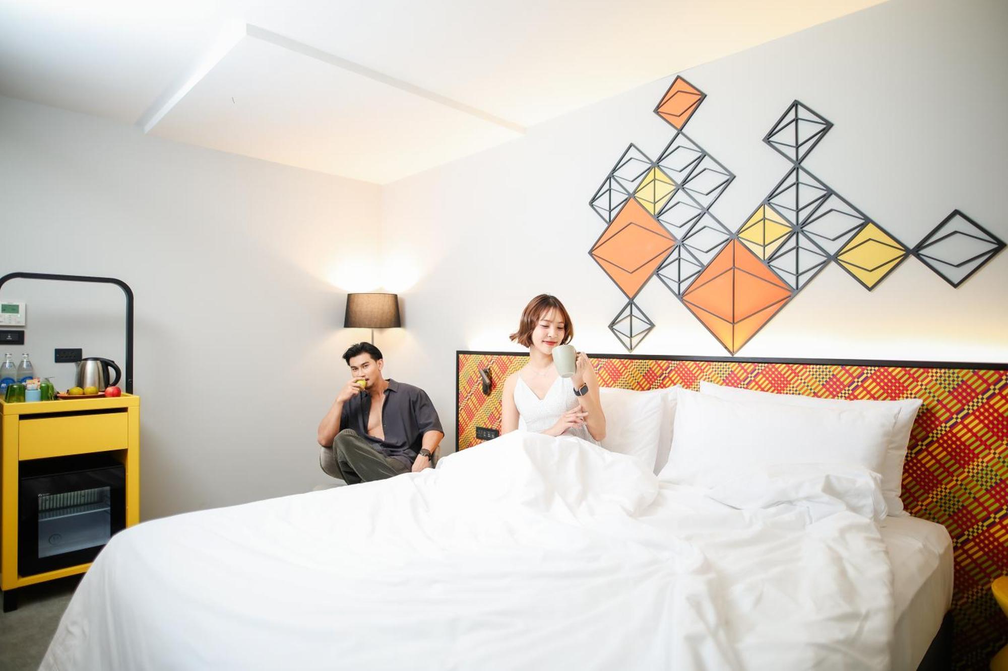 Ibis Styles Bangkok Silom Hotel Exterior foto